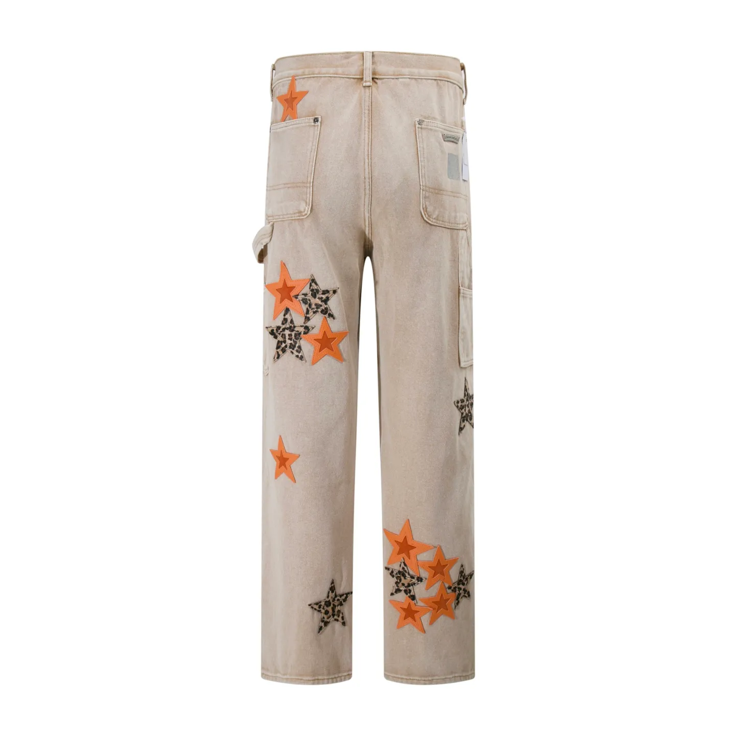 p310 Style number: H886 Crow Heart & 𝐂𝐡𝐫𝐨𝐦𝐞 𝐇𝐞𝐚𝐫𝐭 ss25 new Fontainebleau limited workwear logging pants leopard print orange star patchwork couple style loose jeans. Styles with different washed textures are very friendly to people with thin legs. The slightly flared version perfectly modifies the leg shape. The timeless and moderate length makes it easy to match and match. It is the basis for various styles and is a must-have in your wardrobe! The fabric is stiff but also makes the upper body soft without losing texture. The washing process is even more perfect. It is a must-have item for everyone! ! ! Washed wheat, tag, pants label, three labels complete Color: Khaki Size: 28-30-32-34-36